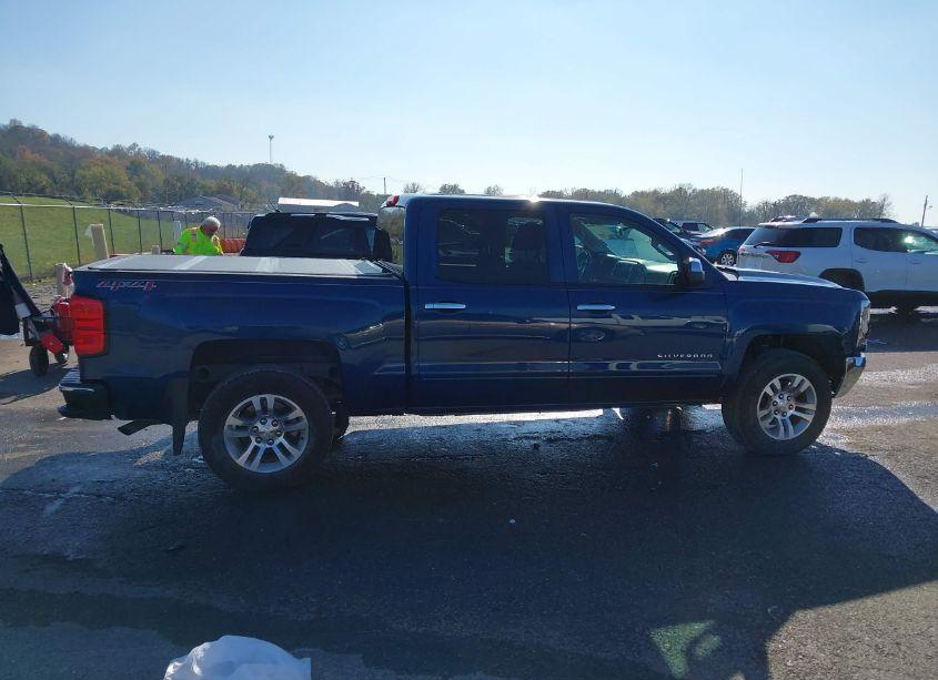Photo 13 of 2016 Chevrolet Silverado 1500 1LT (VIN 3GCUKREC2GG163810)