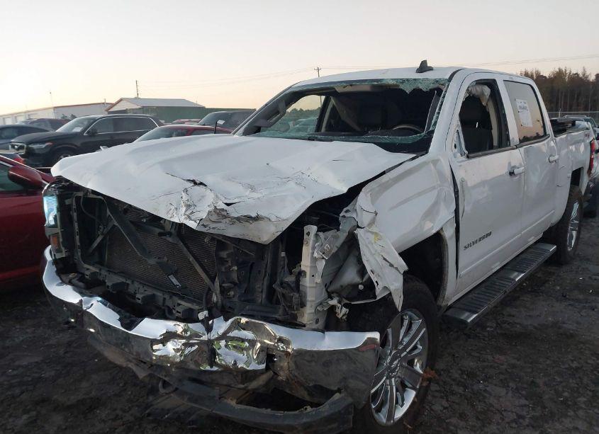 Photo 5 of 2016 Chevrolet Silverado 1500 1LT (VIN 3GCUKREC2GG168389)