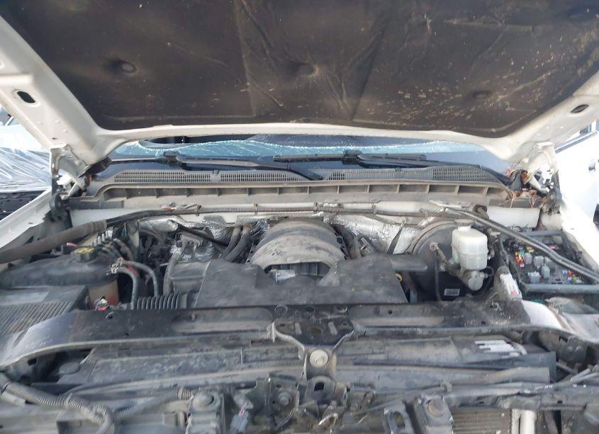 Photo 9 of 2016 Chevrolet Silverado 1500 1LT (VIN 3GCUKREC2GG168389)