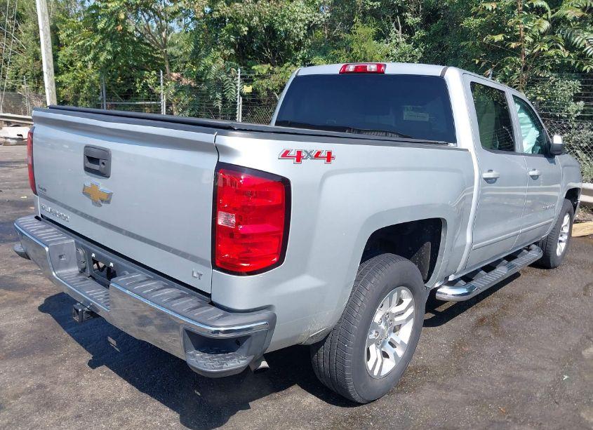 Photo 4 of 2016 Chevrolet Silverado 1500 1LT (VIN 3GCUKREC2GG325466)