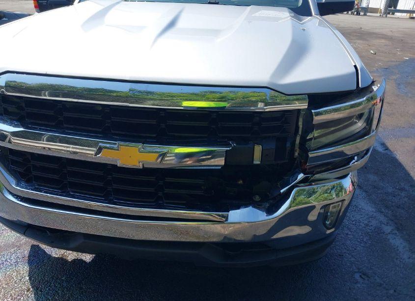 Photo 6 of 2016 Chevrolet Silverado 1500 1LT (VIN 3GCUKREC2GG325466)