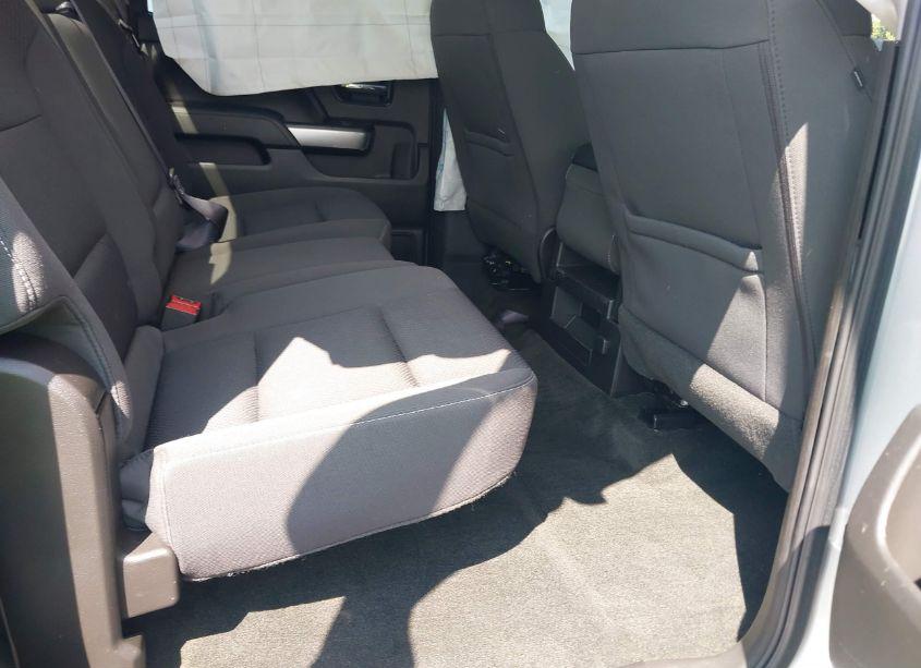 Photo 8 of 2016 Chevrolet Silverado 1500 1LT (VIN 3GCUKREC2GG325466)