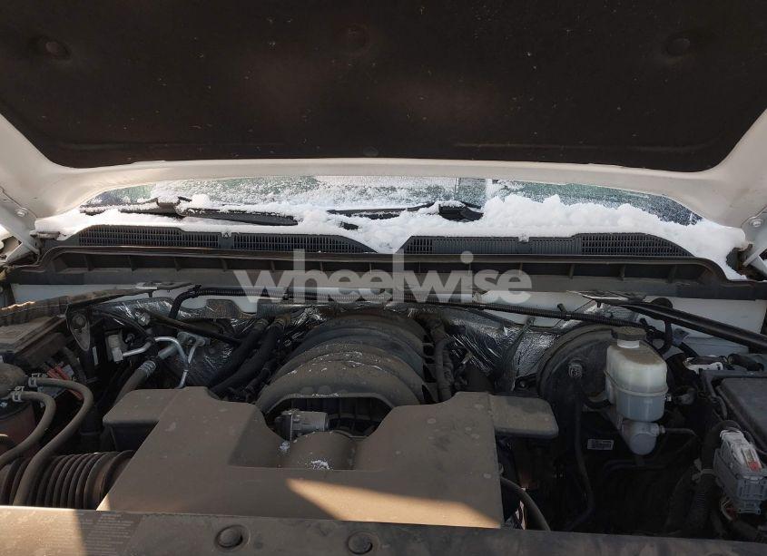 Photo 10 of 2017 Chevrolet Silverado 1500 2LT (VIN 3GCUKREC2HG123244)