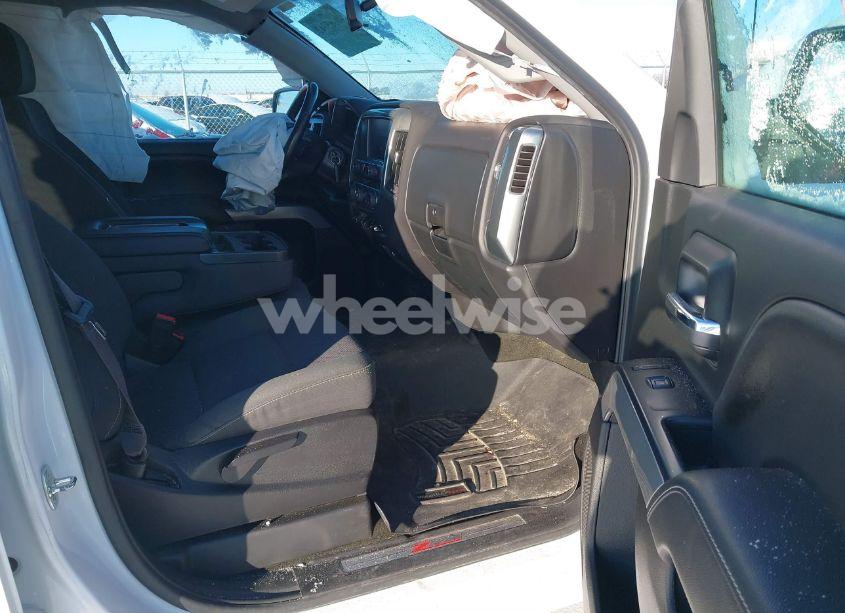 Photo 5 of 2017 Chevrolet Silverado 1500 2LT (VIN 3GCUKREC2HG123244)