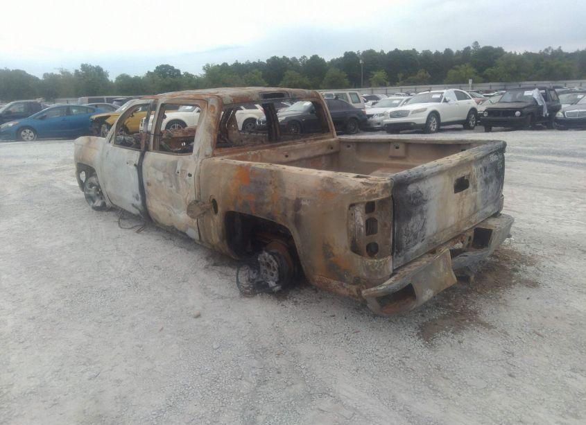 Photo 3 of 2017 Chevrolet Silverado 1500 2LT (VIN 3GCUKREC2HG166384)