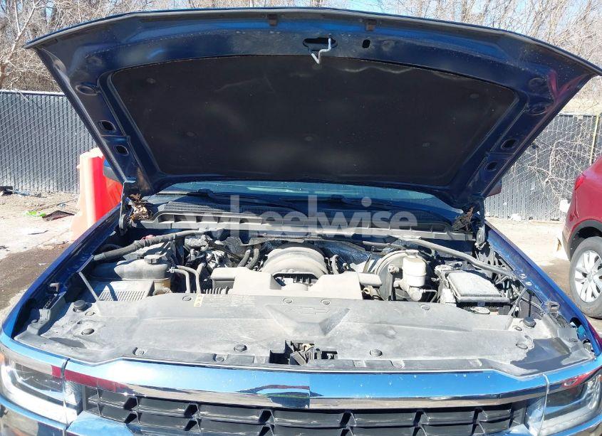 Photo 10 of 2017 Chevrolet Silverado 1500 1LT (VIN 3GCUKREC2HG166949)