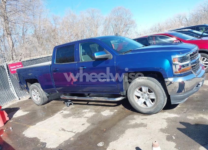 Photo 13 of 2017 Chevrolet Silverado 1500 1LT (VIN 3GCUKREC2HG166949)