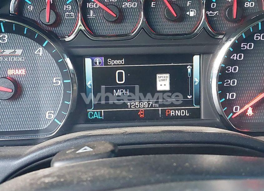 Photo 15 of 2017 Chevrolet Silverado 1500 2LT (VIN 3GCUKREC2HG237728)