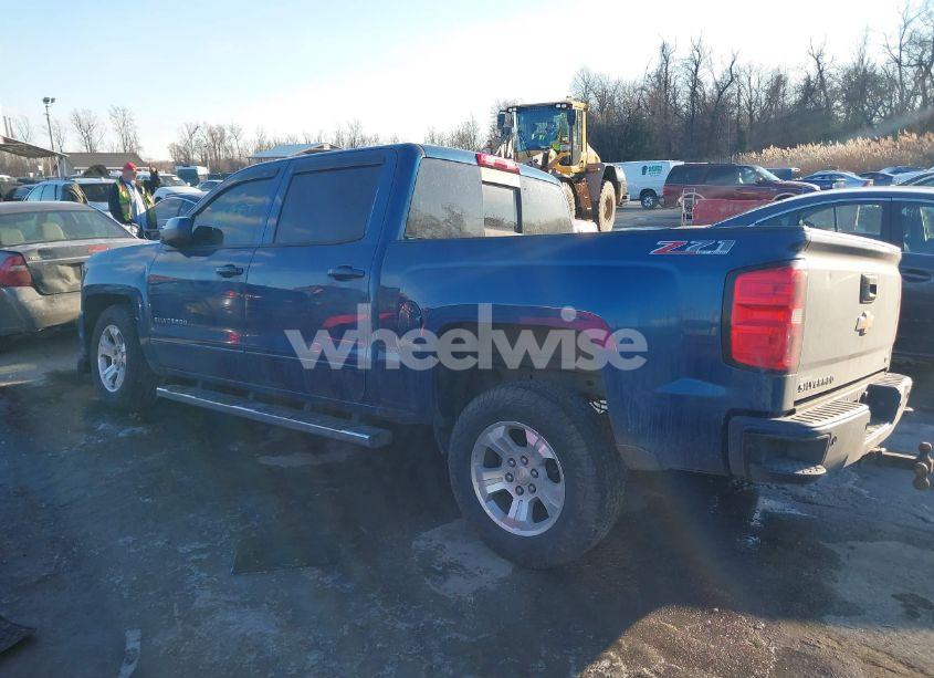 Photo 3 of 2017 Chevrolet Silverado 1500 2LT (VIN 3GCUKREC2HG271684)