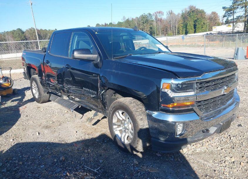 2017 Chevrolet Silverado 1500 1LT (VIN 3GCUKREC2HG321614) main photo