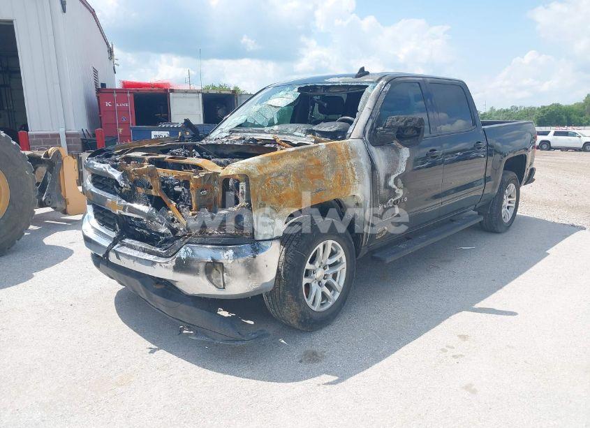 Photo 2 of 2017 Chevrolet Silverado 1500 1LT (VIN 3GCUKREC2HG333665)