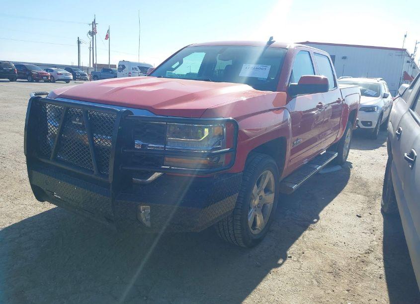 Photo 2 of 2017 Chevrolet Silverado 1500 1LT (VIN 3GCUKREC2HG424256)