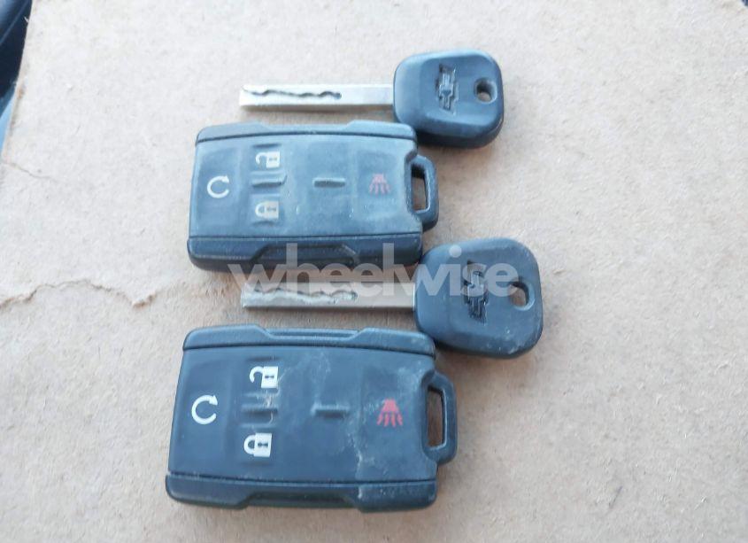 Photo 11 of 2017 Chevrolet Silverado 1500 1LT (VIN 3GCUKREC2HG438481)