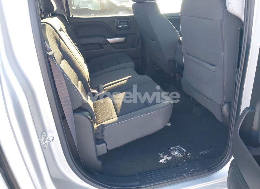 Photo 8 of 2017 Chevrolet Silverado 1500 1LT (VIN 3GCUKREC2HG438481)