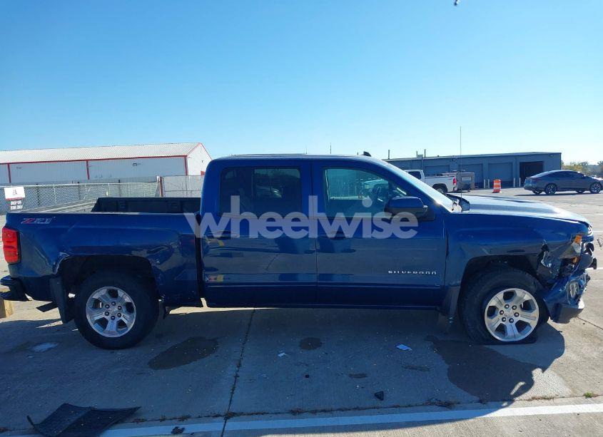 Photo 14 of 2017 Chevrolet Silverado 1500 2LT (VIN 3GCUKREC2HG463011)