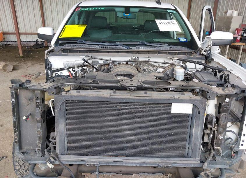 Photo 10 of 2017 Chevrolet Silverado 1500 2LT (VIN 3GCUKREC2HG467303)