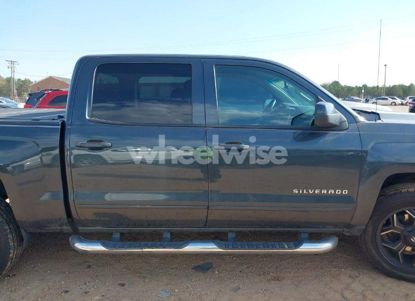 Photo 13 of 2017 Chevrolet Silverado 1500 1LT (VIN 3GCUKREC2HG493092)