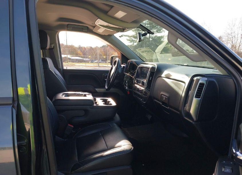 Photo 5 of 2017 Chevrolet Silverado 1500 2LT (VIN 3GCUKREC2HG494274)