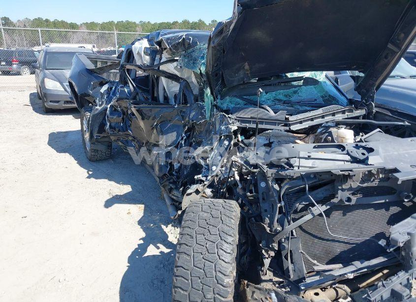 Photo 6 of 2017 Chevrolet Silverado 1500 2LT (VIN 3GCUKREC2HG518766)