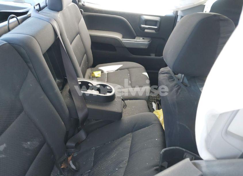 Photo 8 of 2017 Chevrolet Silverado 1500 2LT (VIN 3GCUKREC2HG518766)