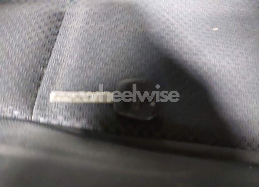 Photo 11 of 2018 Chevrolet Silverado 1500 2LT (VIN 3GCUKREC2JG178119)