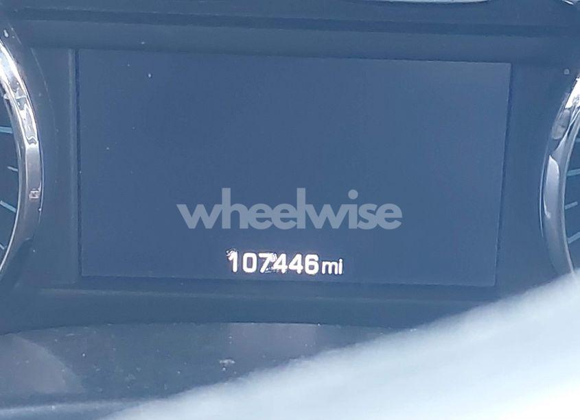 Photo 15 of 2018 Chevrolet Silverado 1500 2LT (VIN 3GCUKREC2JG234706)