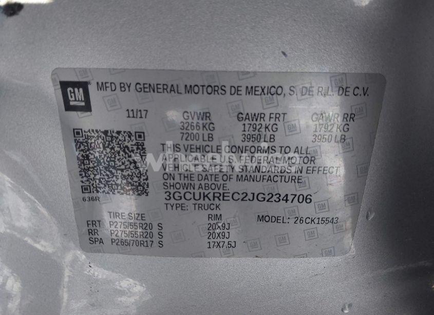 Photo 9 of 2018 Chevrolet Silverado 1500 2LT (VIN 3GCUKREC2JG234706)