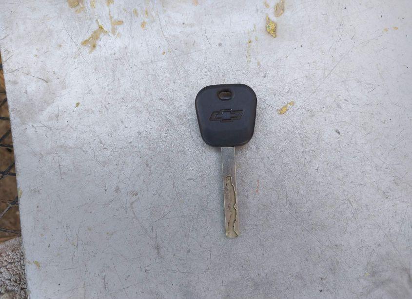 Photo 11 of 2018 Chevrolet Silverado 1500 2LT (VIN 3GCUKREC2JG323157)