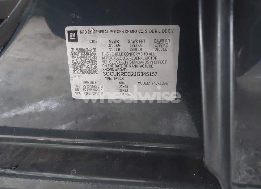 Photo 9 of 2018 Chevrolet Silverado 1500 2LT (VIN 3GCUKREC2JG345157)