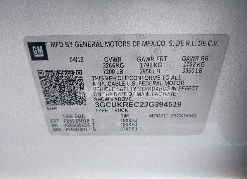 Photo 9 of 2018 Chevrolet Silverado 1500 2LT (VIN 3GCUKREC2JG394519)