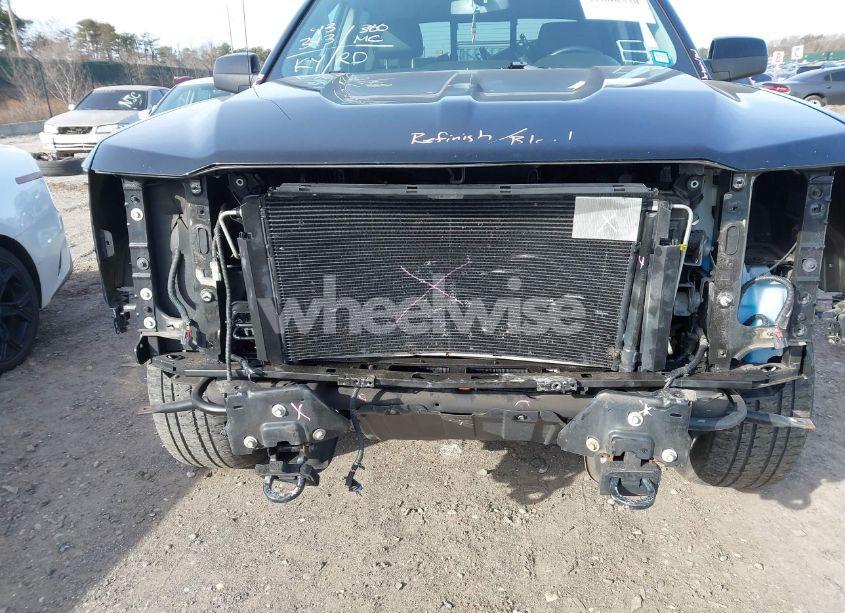 Photo 6 of 2018 Chevrolet Silverado 1500 2LT (VIN 3GCUKREC2JG415045)