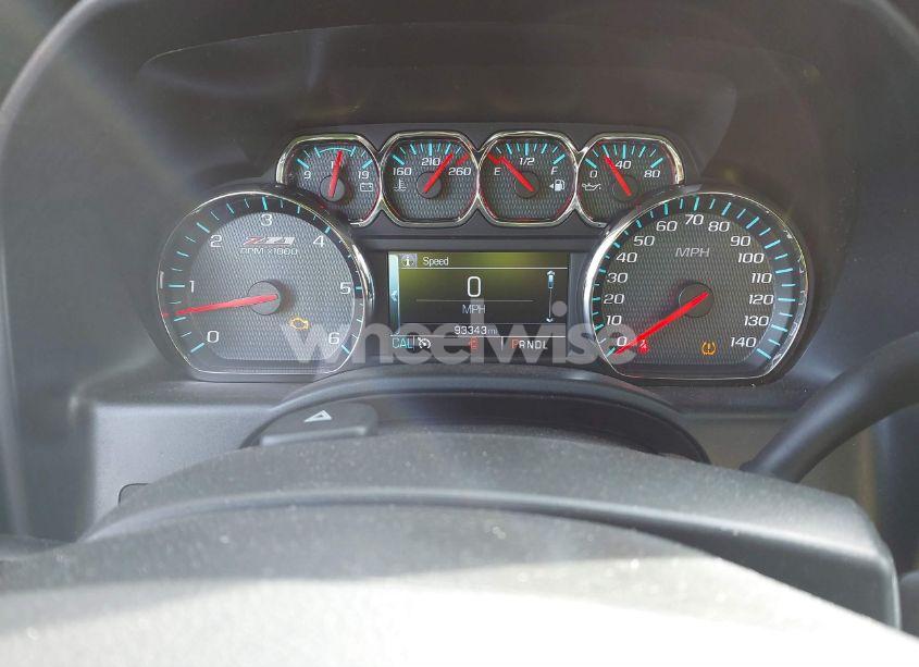 Photo 7 of 2018 Chevrolet Silverado 1500 2LT (VIN 3GCUKREC2JG415045)