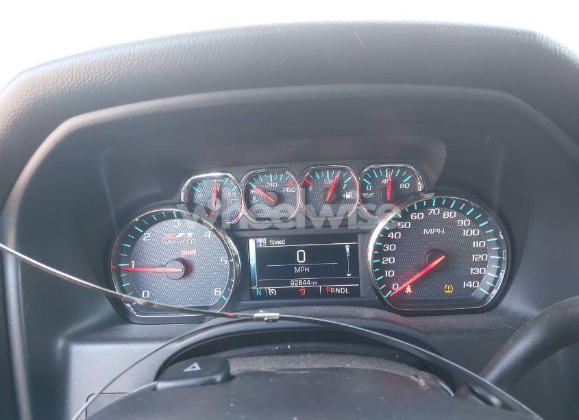 Photo 7 of 2018 Chevrolet Silverado 1500 2LT (VIN 3GCUKREC2JG433643)