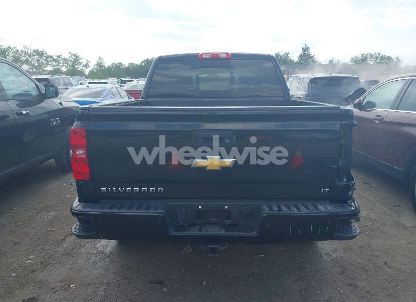 Photo 17 of 2018 Chevrolet Silverado 1500 2LT (VIN 3GCUKREC2JG496807)