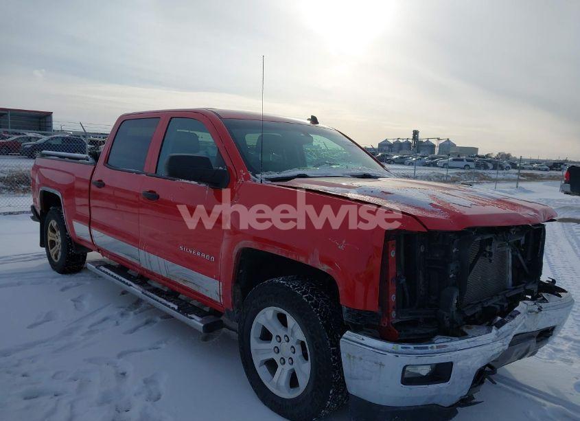 2014 Chevrolet Silverado 1500 2LT (VIN 3GCUKREC3EG111664) main photo