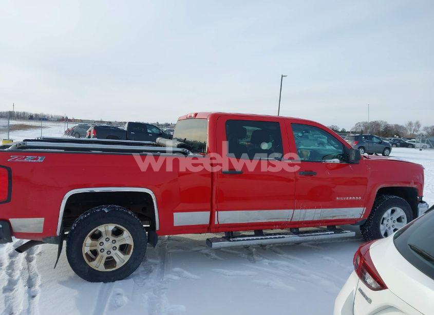 Photo 13 of 2014 Chevrolet Silverado 1500 2LT (VIN 3GCUKREC3EG111664)