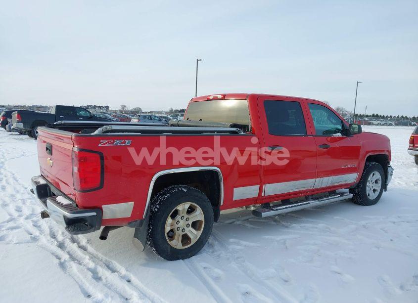 Photo 4 of 2014 Chevrolet Silverado 1500 2LT (VIN 3GCUKREC3EG111664)