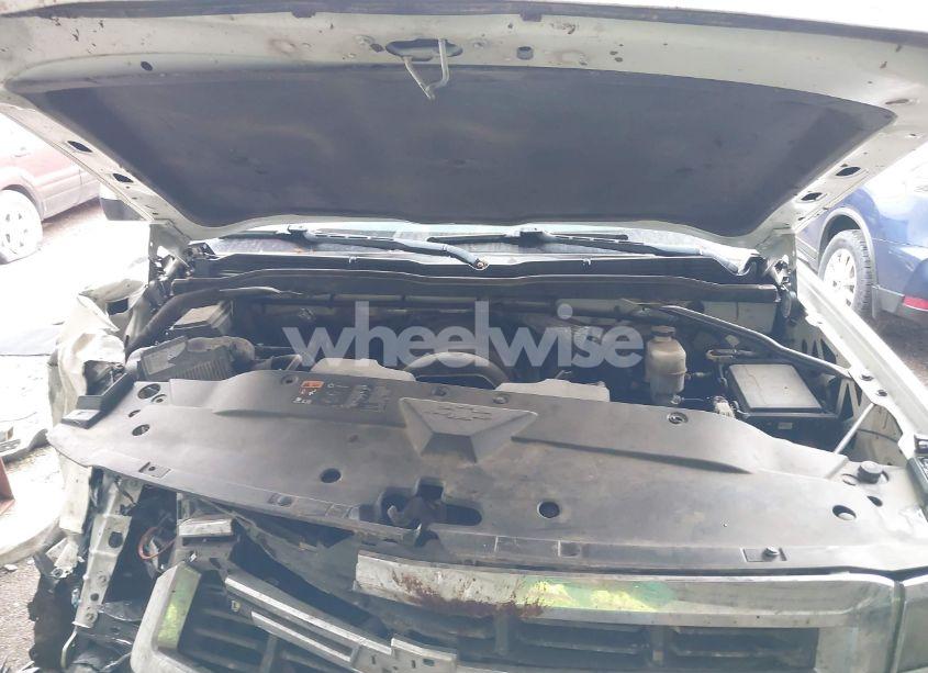 Photo 10 of 2014 Chevrolet Silverado 1500 2LT (VIN 3GCUKREC3EG164185)