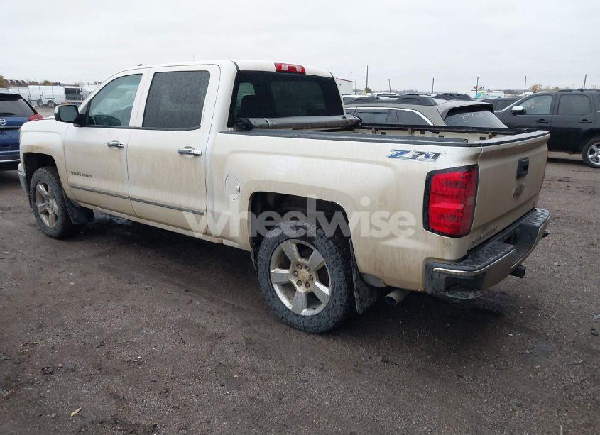 Photo 3 of 2014 Chevrolet Silverado 1500 2LT (VIN 3GCUKREC3EG164185)