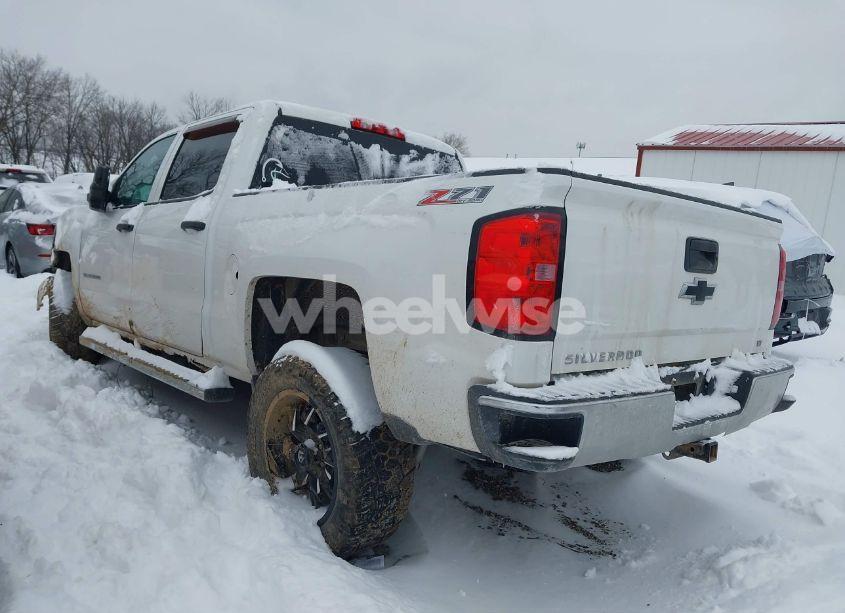 Photo 3 of 2014 Chevrolet Silverado 1500 LT (VIN 3GCUKREC3EG347070)