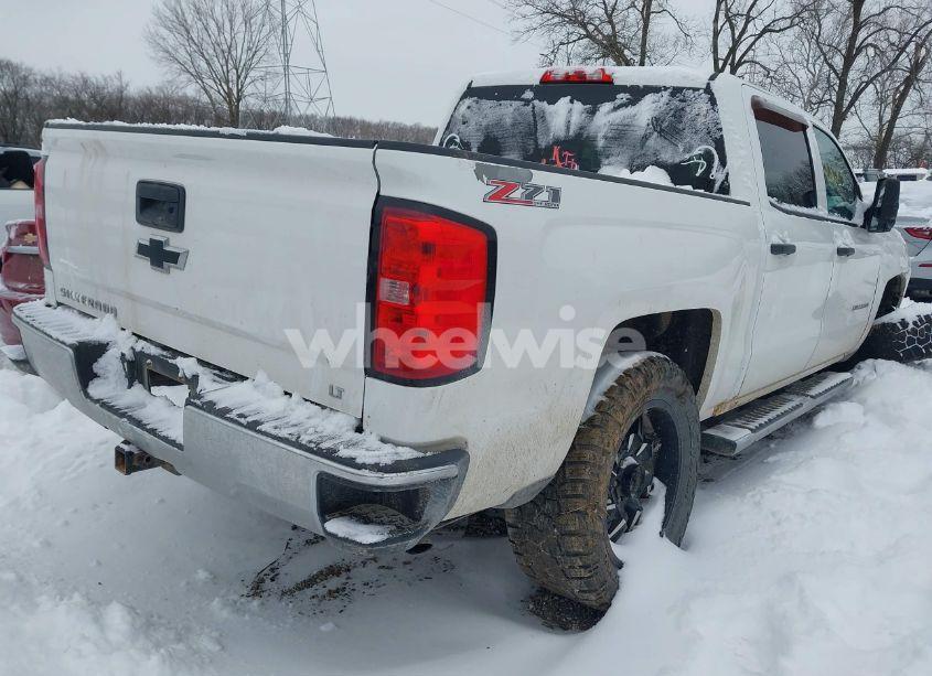 Photo 4 of 2014 Chevrolet Silverado 1500 LT (VIN 3GCUKREC3EG347070)