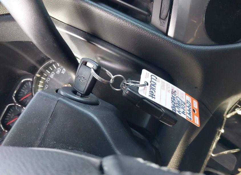 Photo 11 of 2014 Chevrolet Silverado 1500 2LT (VIN 3GCUKREC3EG351183)