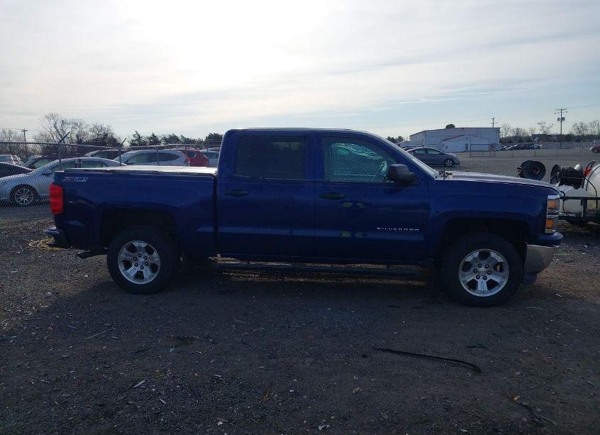 Photo 13 of 2014 Chevrolet Silverado 1500 2LT (VIN 3GCUKREC3EG351183)
