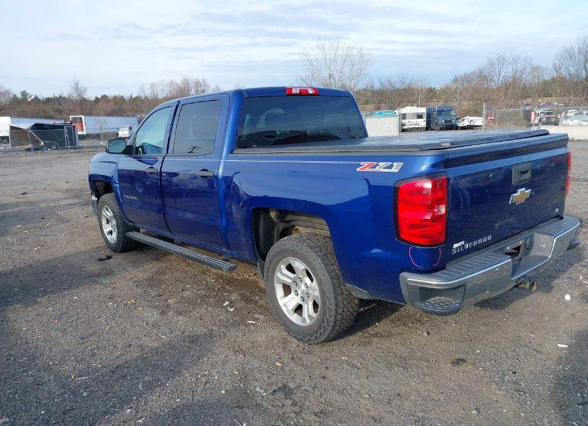 Photo 3 of 2014 Chevrolet Silverado 1500 2LT (VIN 3GCUKREC3EG351183)