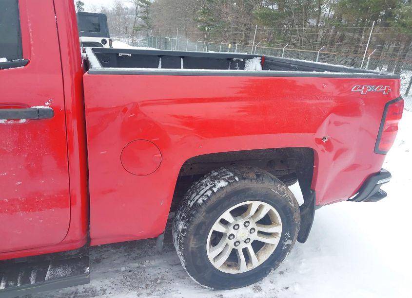 Photo 6 of 2014 Chevrolet Silverado 1500 1LT (VIN 3GCUKREC3EG517525)