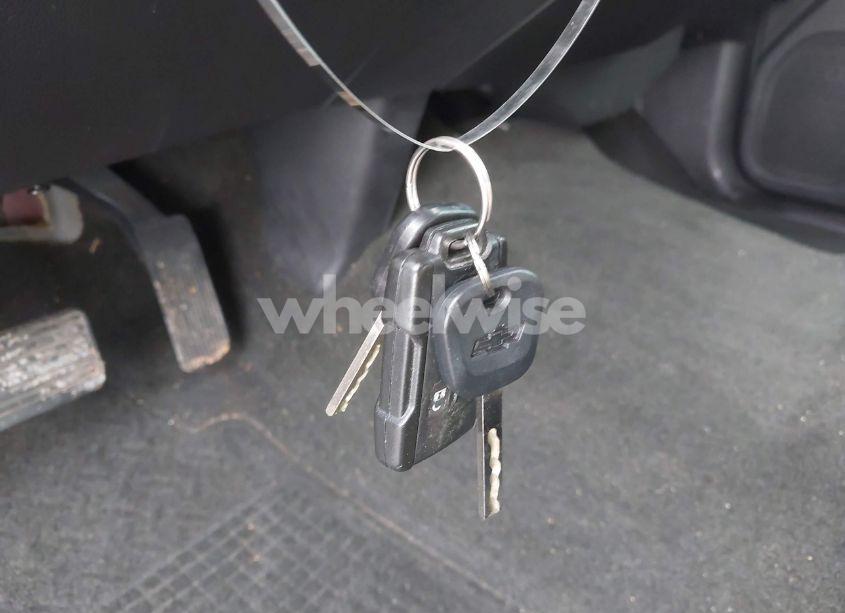 Photo 11 of 2015 Chevrolet Silverado 1500 1LT (VIN 3GCUKREC3FG104411)