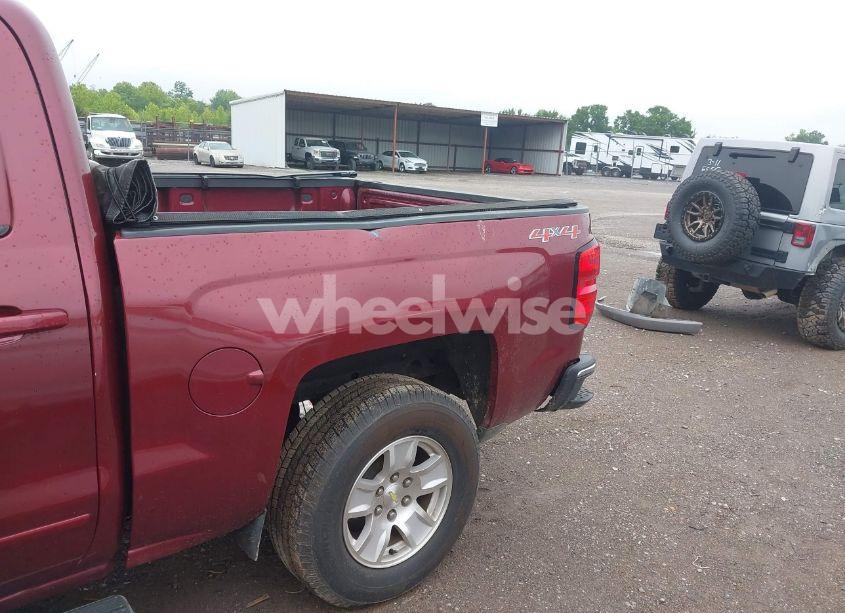 Photo 17 of 2015 Chevrolet Silverado 1500 1LT (VIN 3GCUKREC3FG104411)