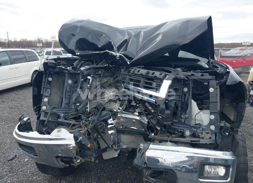 Photo 12 of 2015 Chevrolet Silverado 1500 2LT (VIN 3GCUKREC3FG125372)