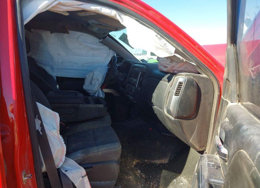 Photo 5 of 2015 Chevrolet Silverado 1500 1LT (VIN 3GCUKREC3FG168786)