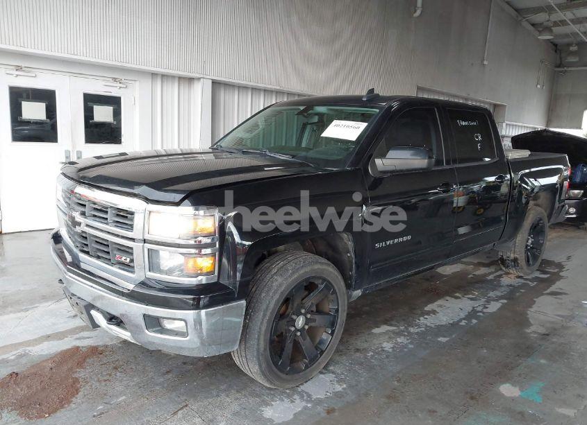 Photo 6 of 2015 Chevrolet Silverado 1500 2LT (VIN 3GCUKREC3FG183725)